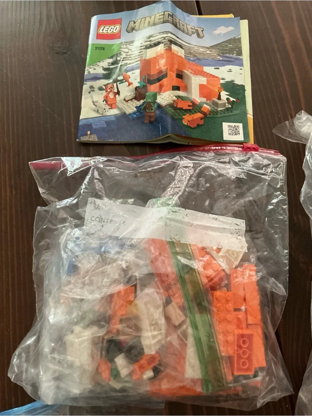 Tons of Legos ! - Picture 11 of 16
